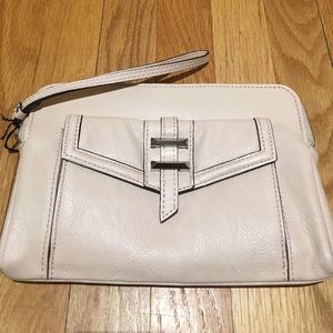 Simply Vera Vera Wang Wristlet